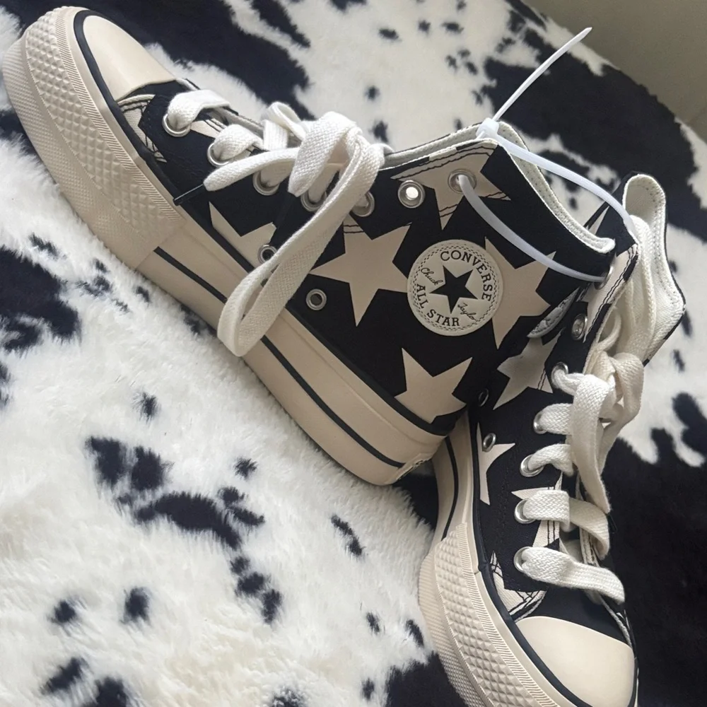 Converse Wmns Chuck Taylor All Star Lift Platform High 'Large Stars'